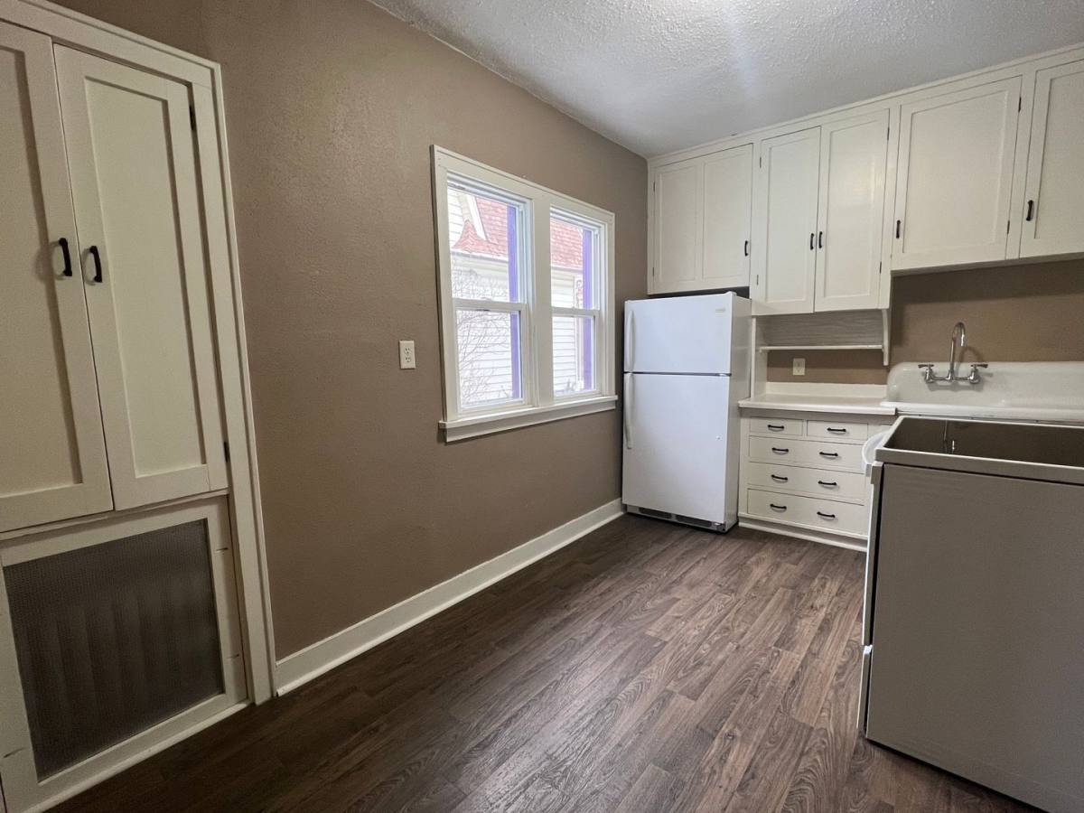 Apartment for rent at 312 8th Ave SE, Aberdeen, SD 57401