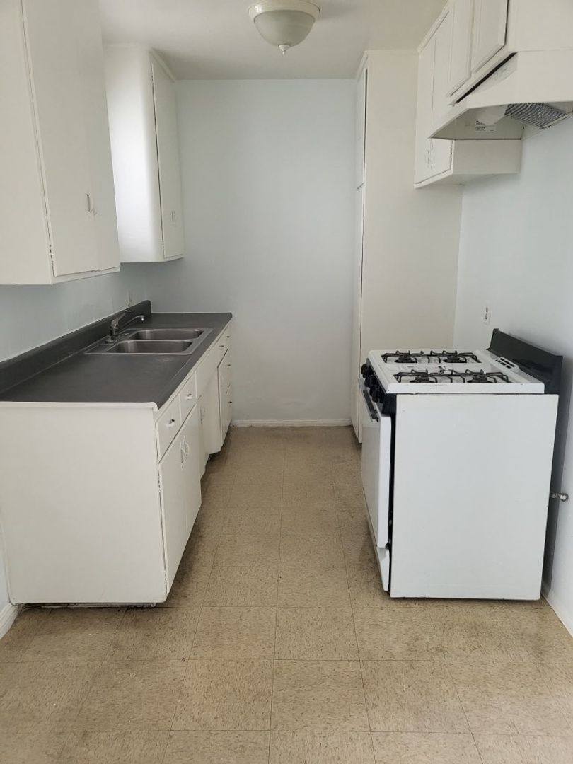 Apartment for rent at 1072 W Wilson St, Pomona, CA 91768