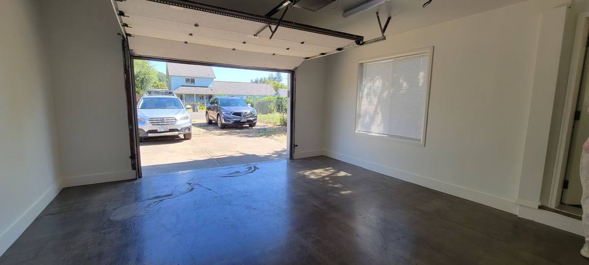 House for rent at 226 1 2 6th St, Dayton, OR 97114