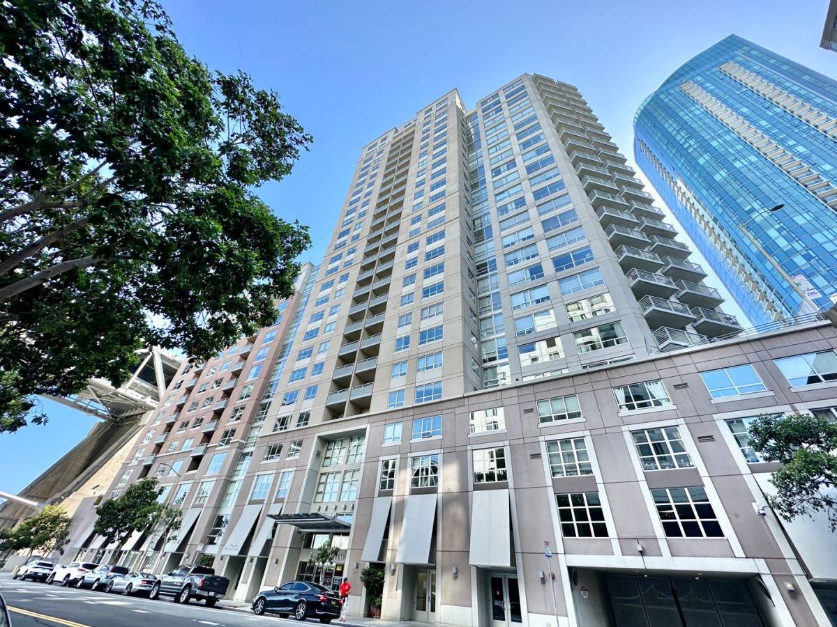 Condo for rent at 400 Beale St, San Francisco, CA 94105