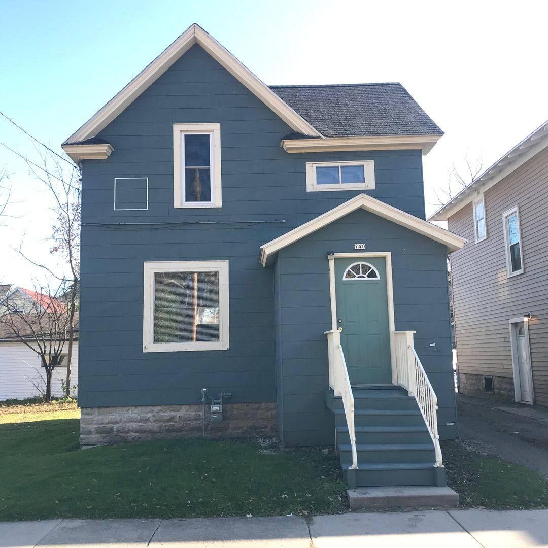House for rent at 740 Wright, Oshkosh, WI 54901