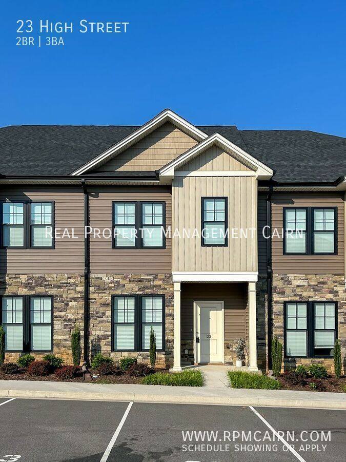 Townhouse for rent at 23 High St, Lynchburg, VA 24501