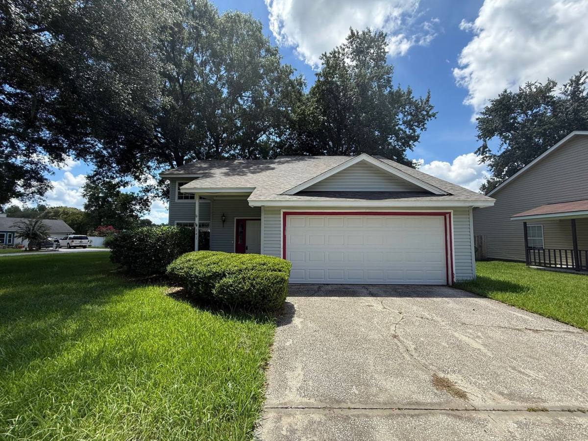 House for rent at 141 Lake Wellington Dr, Kingsland, GA 31548