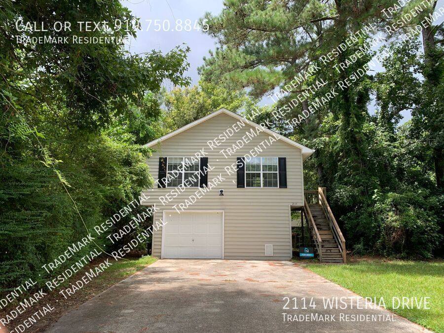 Apartment for rent at 2114 Wisteria Dr, Wilmington, NC 28401