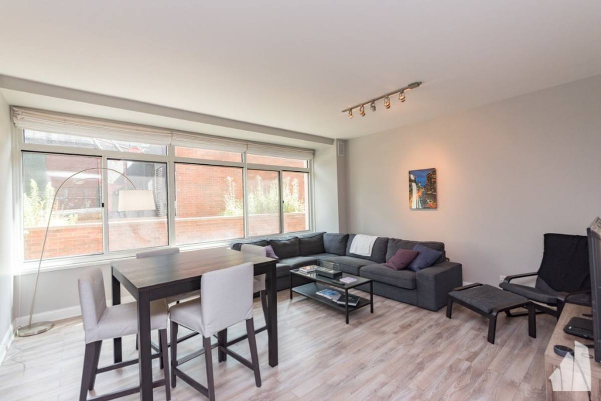 Apartment for rent at 211 E Ohio #618, Chicago, IL 60611
