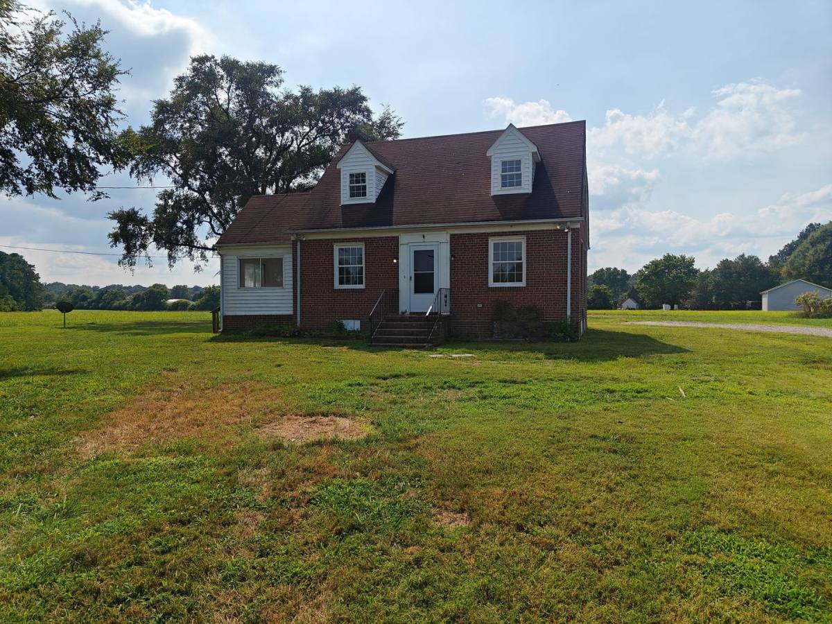 House for rent at 11147 Chamberlayne Rd, Mechanicsville, VA 23116