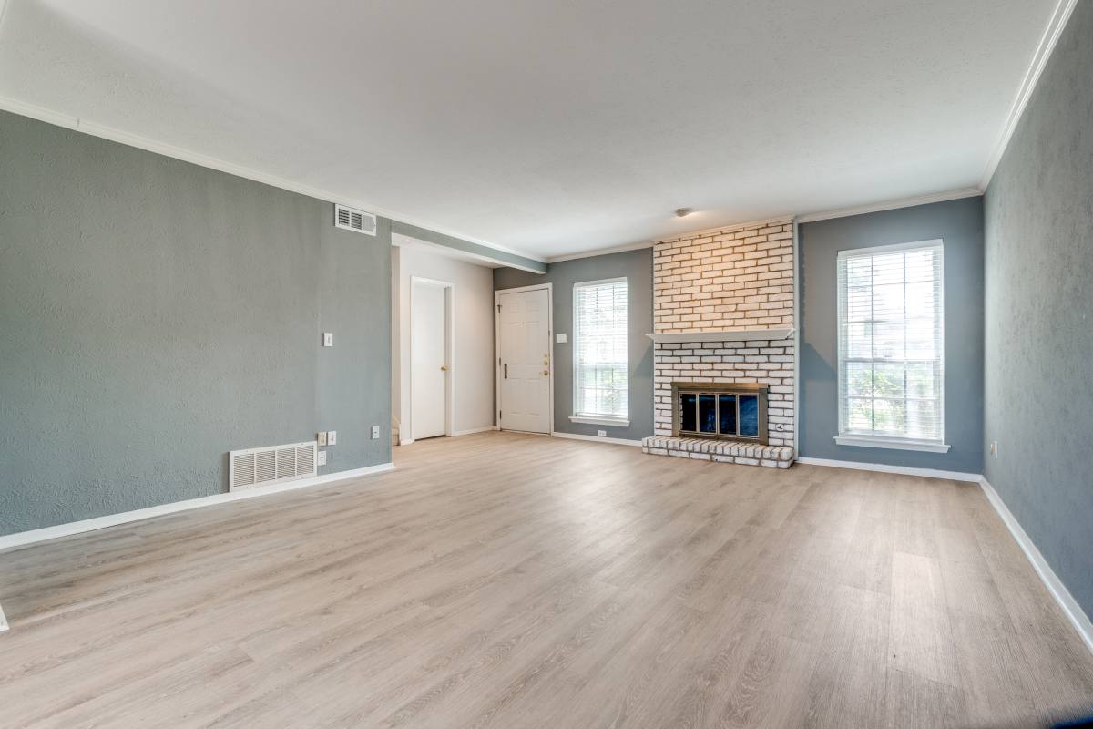 Townhouse for rent at 10745 Sandpiper Lane #1, Dallas, TX 75230