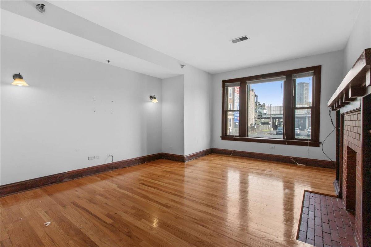 Apartment for rent at 3706 N Sheffield #2, Chicago, IL 60613