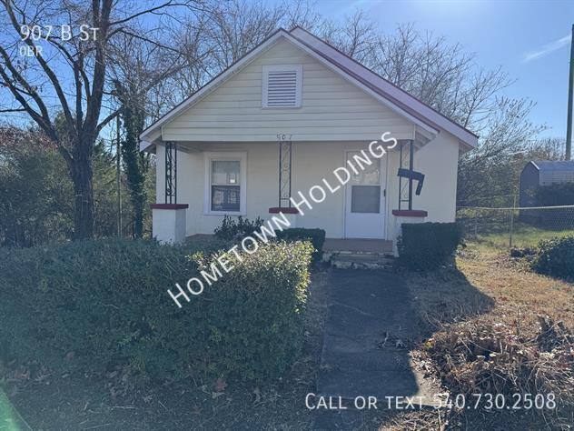 House for rent at 907 B St, Martinsville, VA 24112