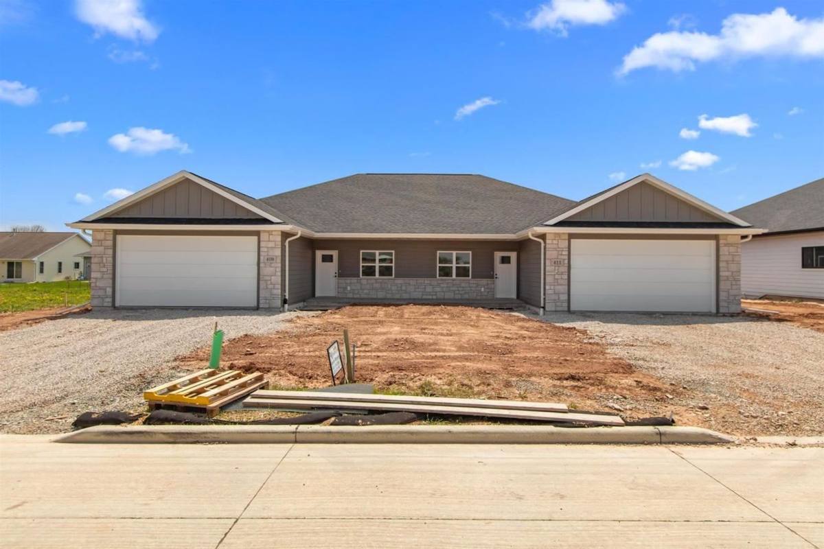 House for rent at 411 Founders Way, Little Chute, WI 54140