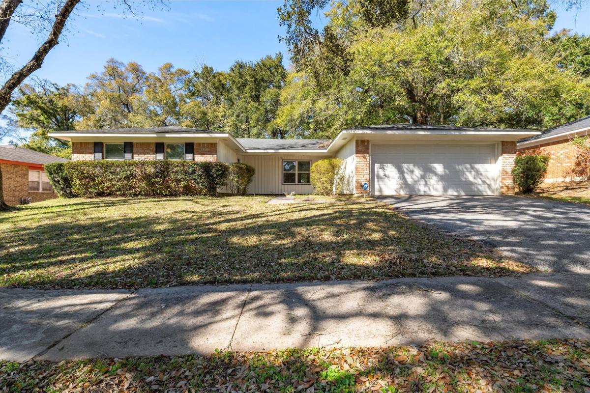 House for rent at 4728 Wicker Way, Mobile, AL 36609