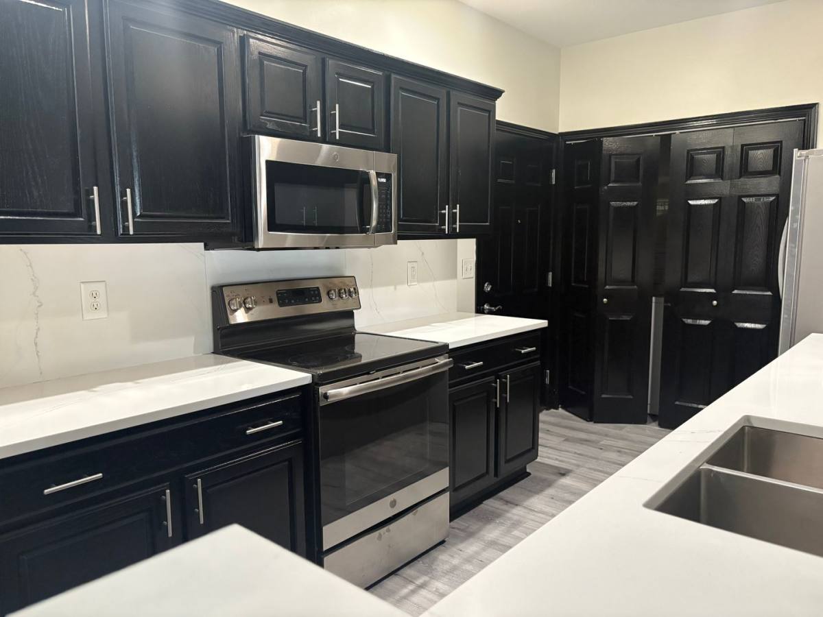 Apartment for rent at 3838 Thornhill Dr, Champaign, IL 61822
