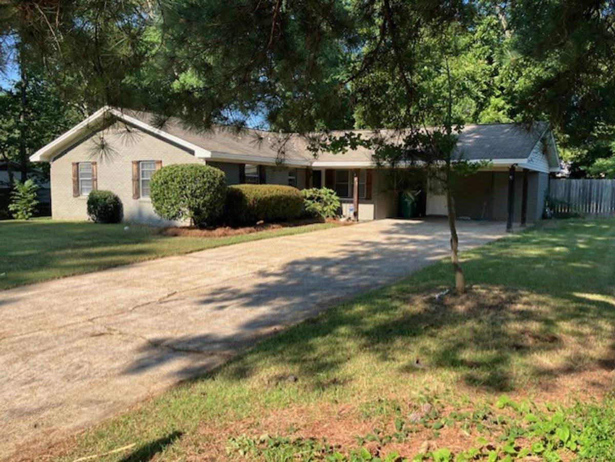 House for rent at 403 Joann St, Tupelo, MS 38801