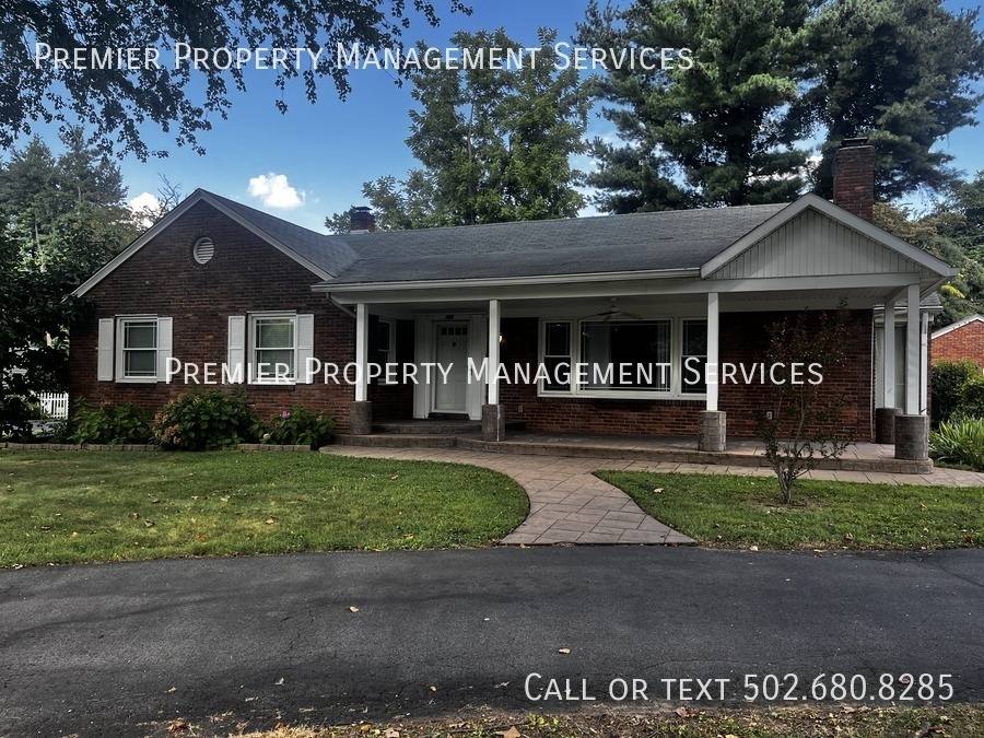 House for rent at 607 Southview Dr, Louisville, KY 40207