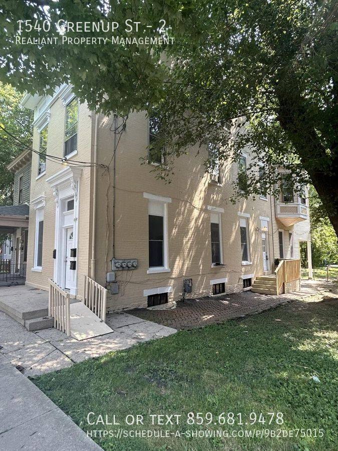 Apartment for rent at 1540 Greenup St #2, Covington, KY 41011