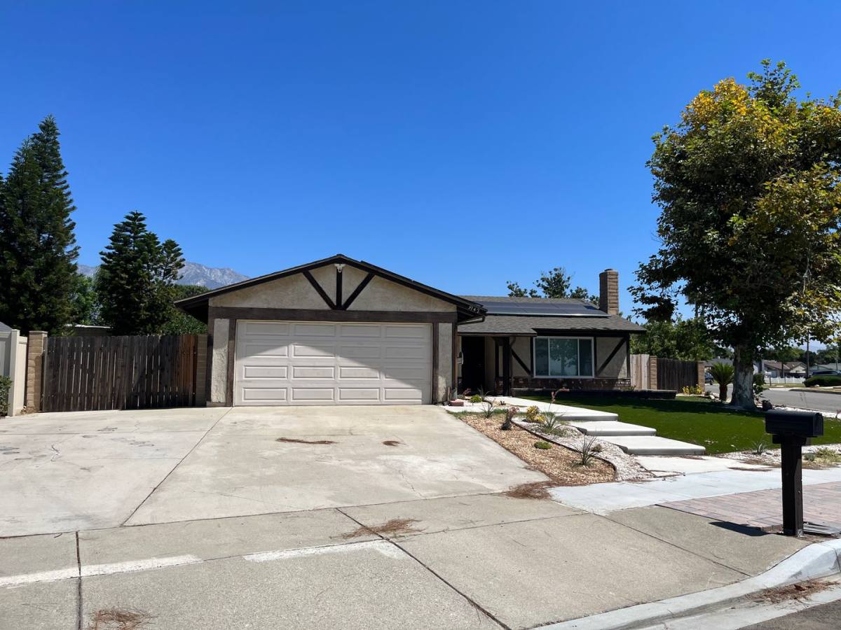 House for rent at 9142 Devon St, Rancho Cucamonga, CA 91730
