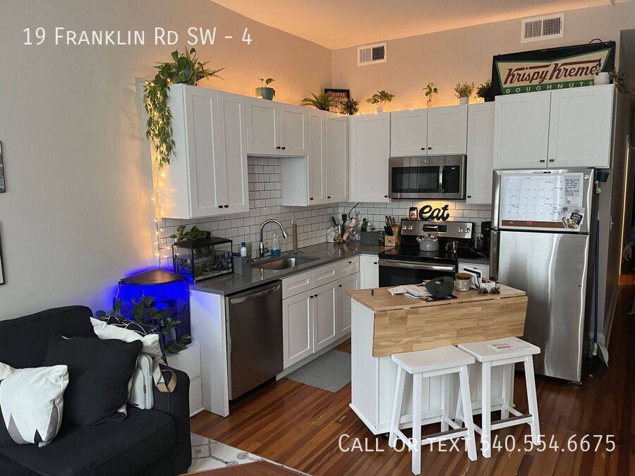 Apartment for rent at 19 Franklin Rd SW #4, Roanoke, VA 24011