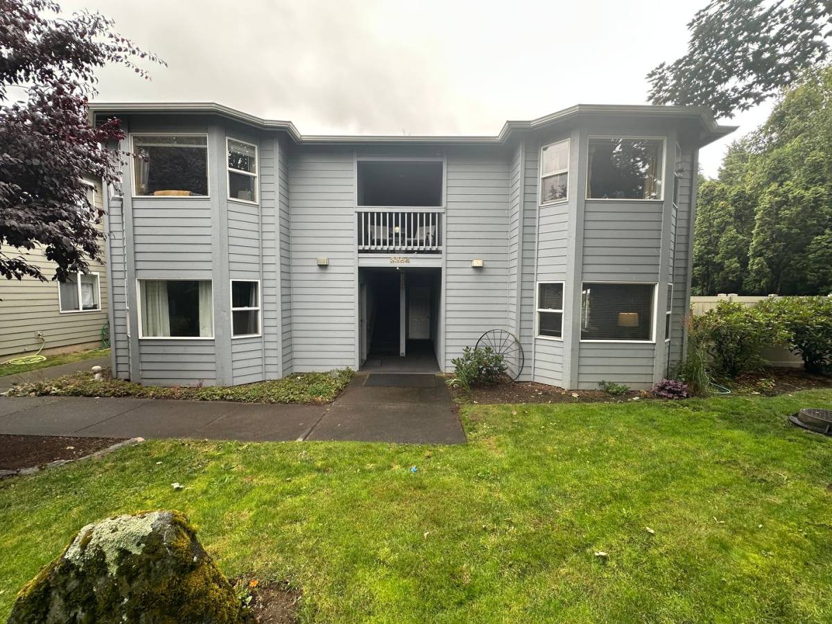 Apartment for rent at 3354 NW Ave, Bellingham, WA 98225