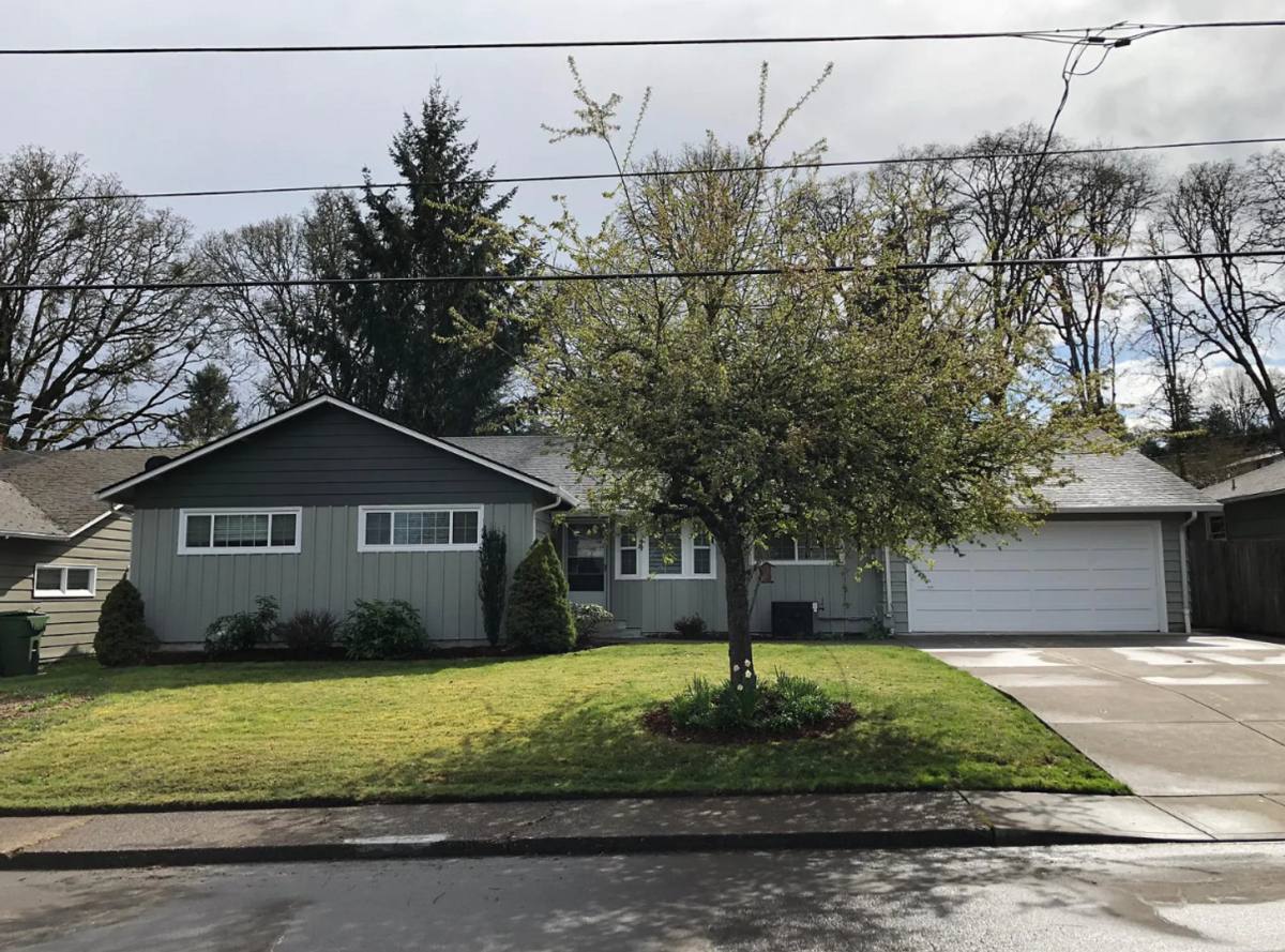 House for rent at 1326 Heather Lane SE, Salem, OR 97302