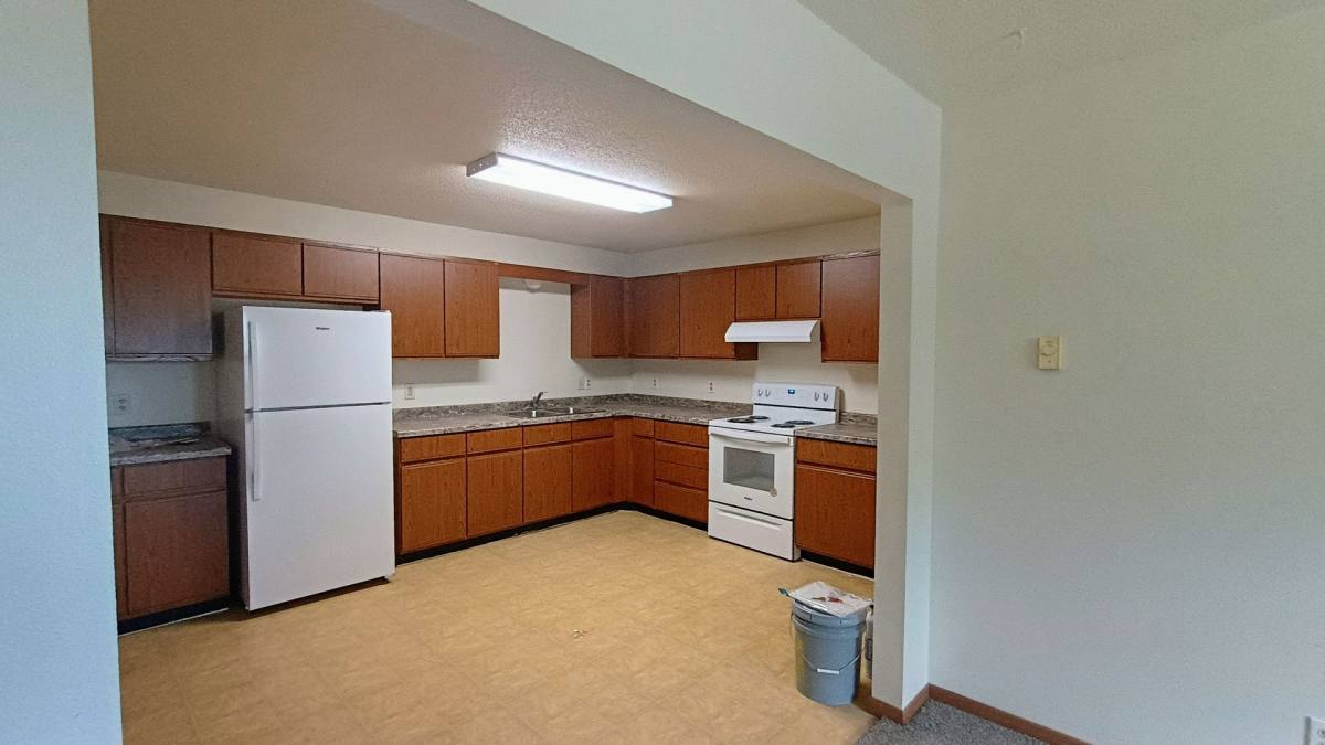 Apartment for rent at 488 N Welco Dr, Montgomery, MN 56069