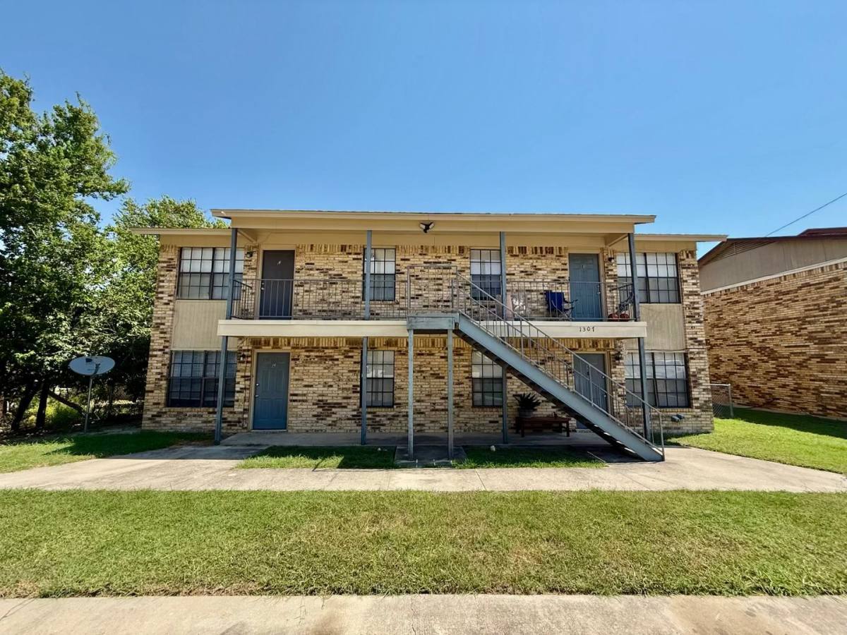 Apartment for rent at 1307 Brown Dr, Copperas Cove, TX 76522