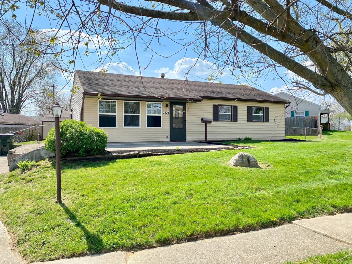 House for rent at 2429 Bellfield St, Dayton, OH 45420