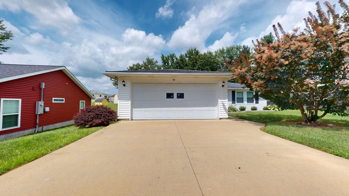 House for rent at 62 Brushwood Dr, Mansfield, OH 44907