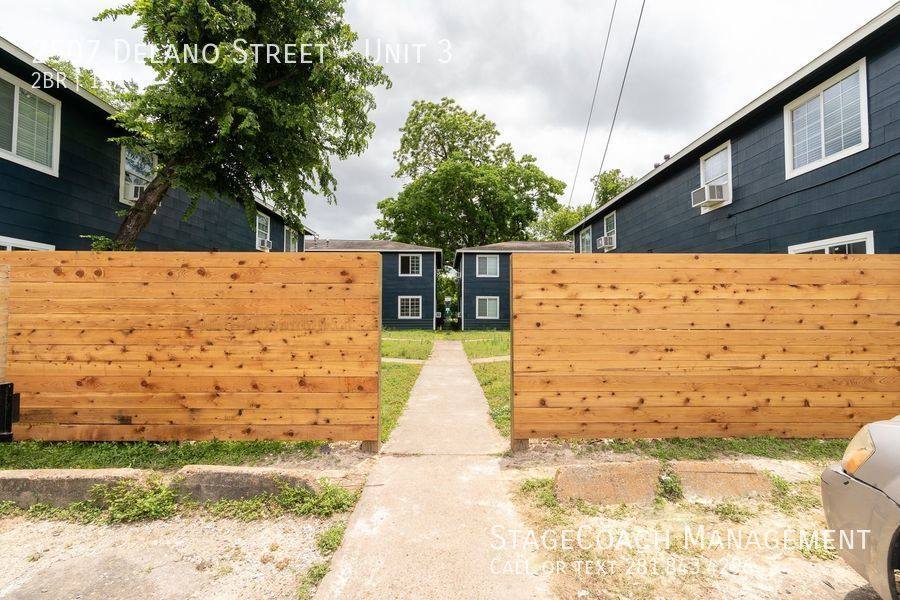Apartment for rent at 2507 Delano St #3, Houston, TX 77004
