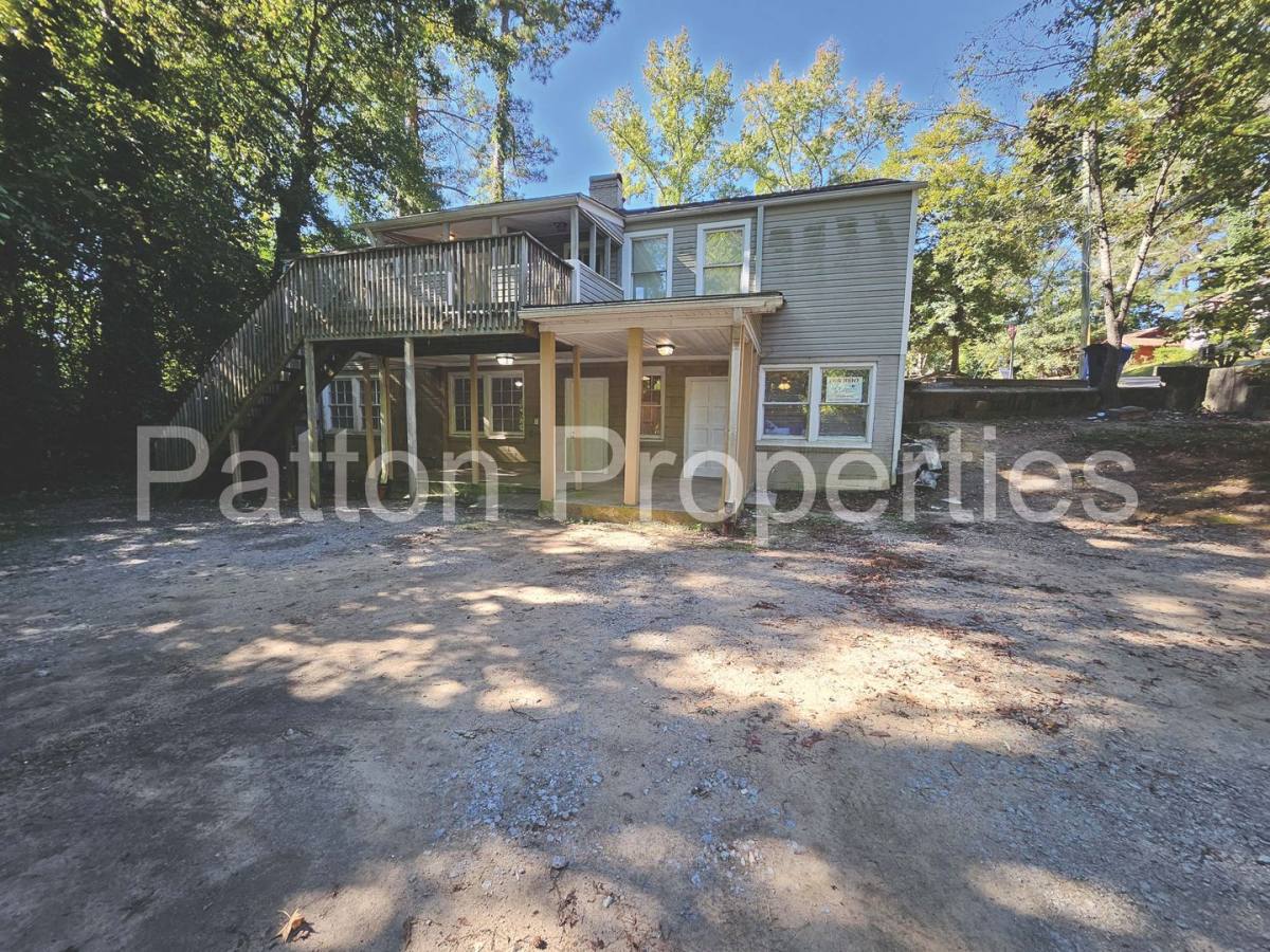 Apartment for rent at 1401K & 4300 4302 Wentworth, Columbia, SC 29203