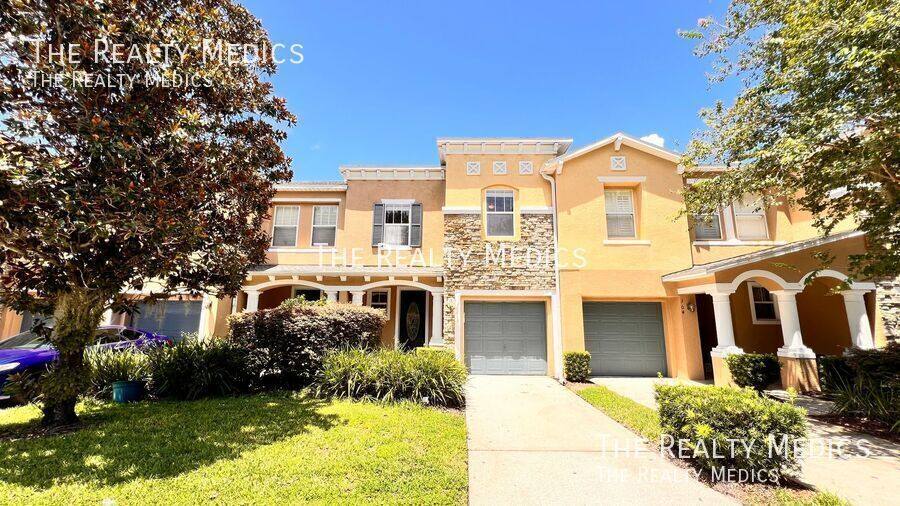 Townhouse for rent at 308 Golden Dewdrop Way, Oviedo, FL 32765