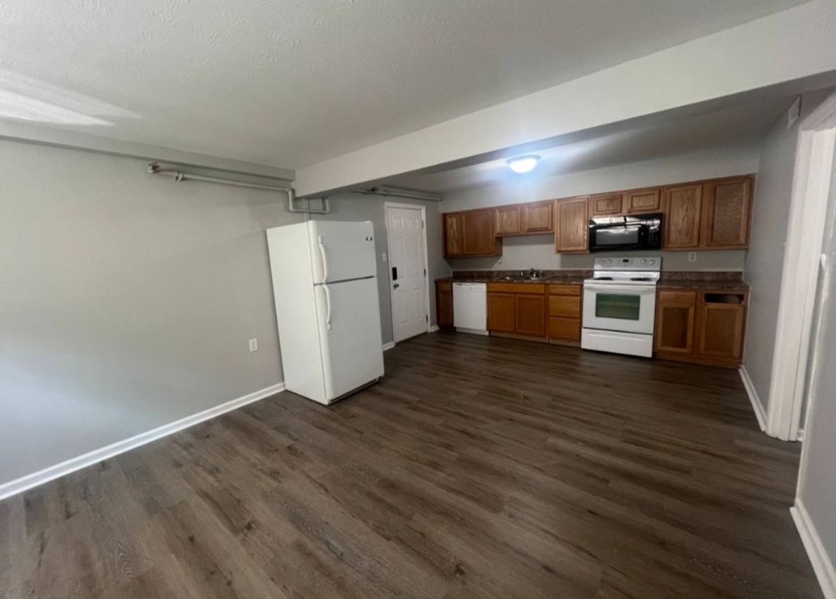 Apartment for rent at 147 Lakeshore Drive- #10, Lexington, KY 40502