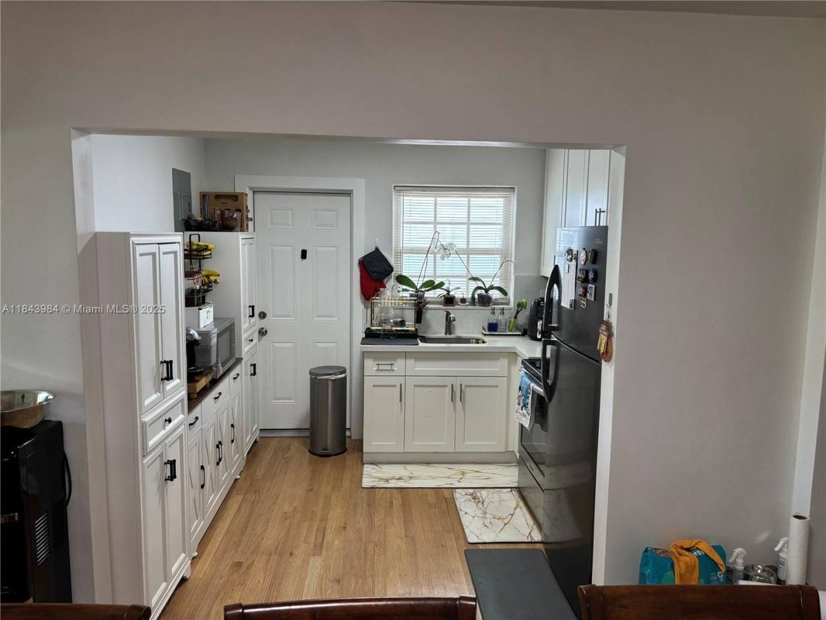 House for rent at 7515 Dickens, Miami Beach, FL 33141