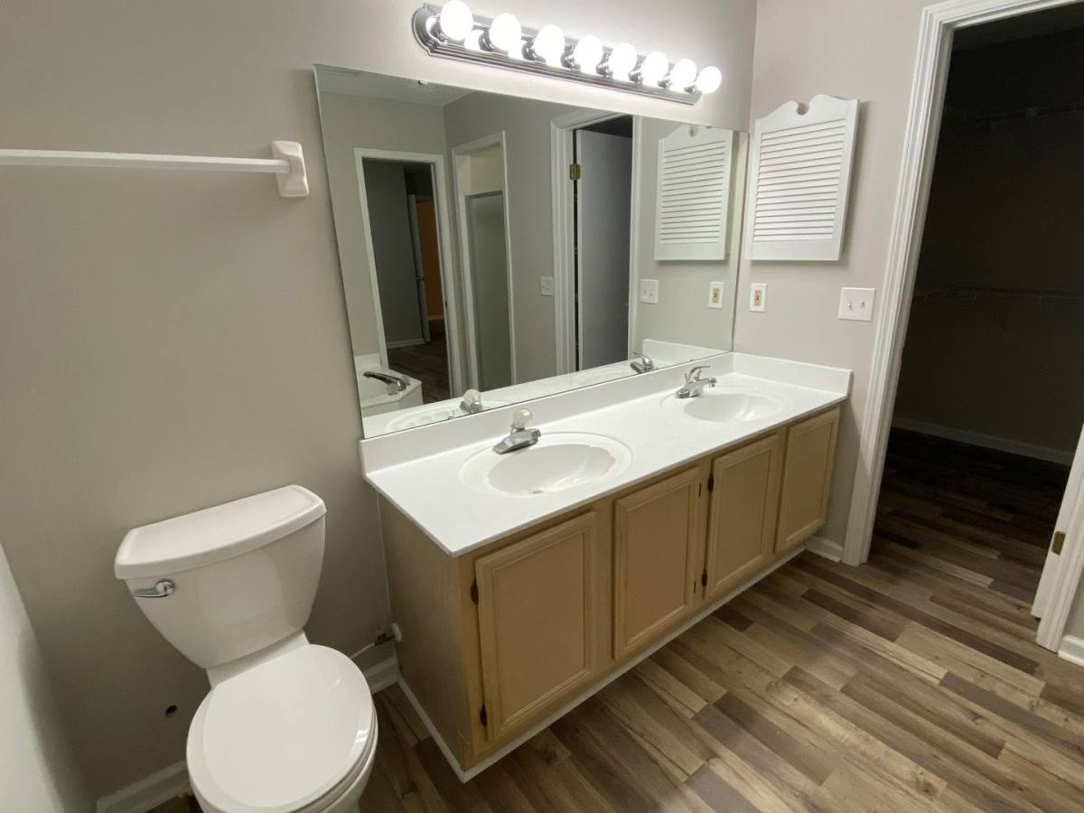 House for rent at 421 Filmore Dr, Jacksonville, FL 32225