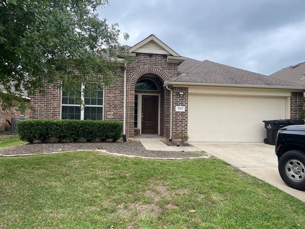 House for rent at 3323 Jane Way, Richmond, TX 77406