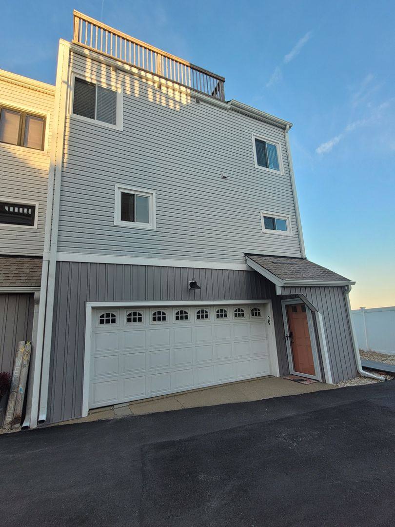 Condo for rent at 910 E Ocean View Ave, Norfolk, VA 23503
