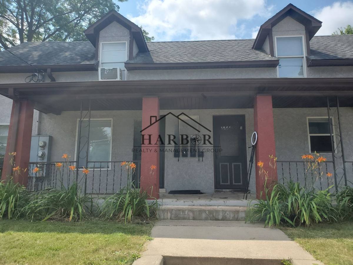 Apartment for rent at 322 6th St SE #2, Rochester, MN 55904