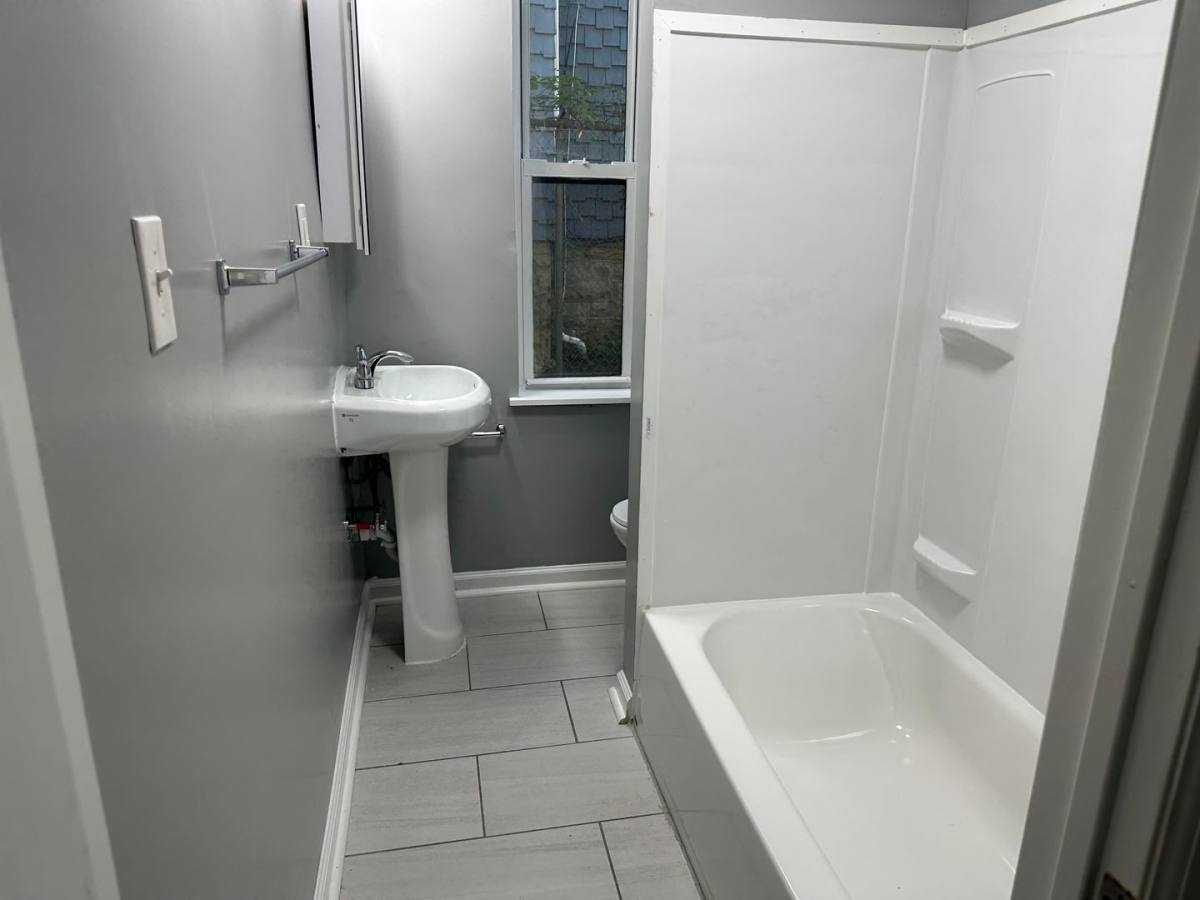 Apartment for rent at 944 Riverside Ave, Trenton, NJ 08618