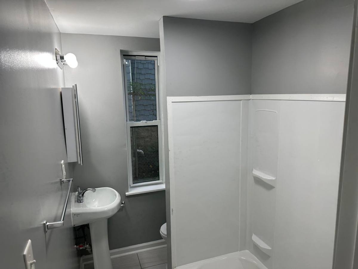 Apartment for rent at 944 Riverside Ave, Trenton, NJ 08618