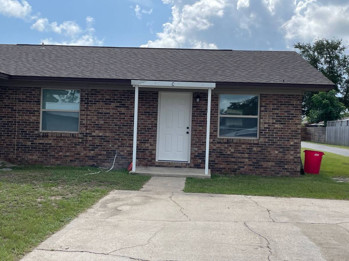 Apartment for rent at 4123 W 22nd St, Panama City, FL 32405