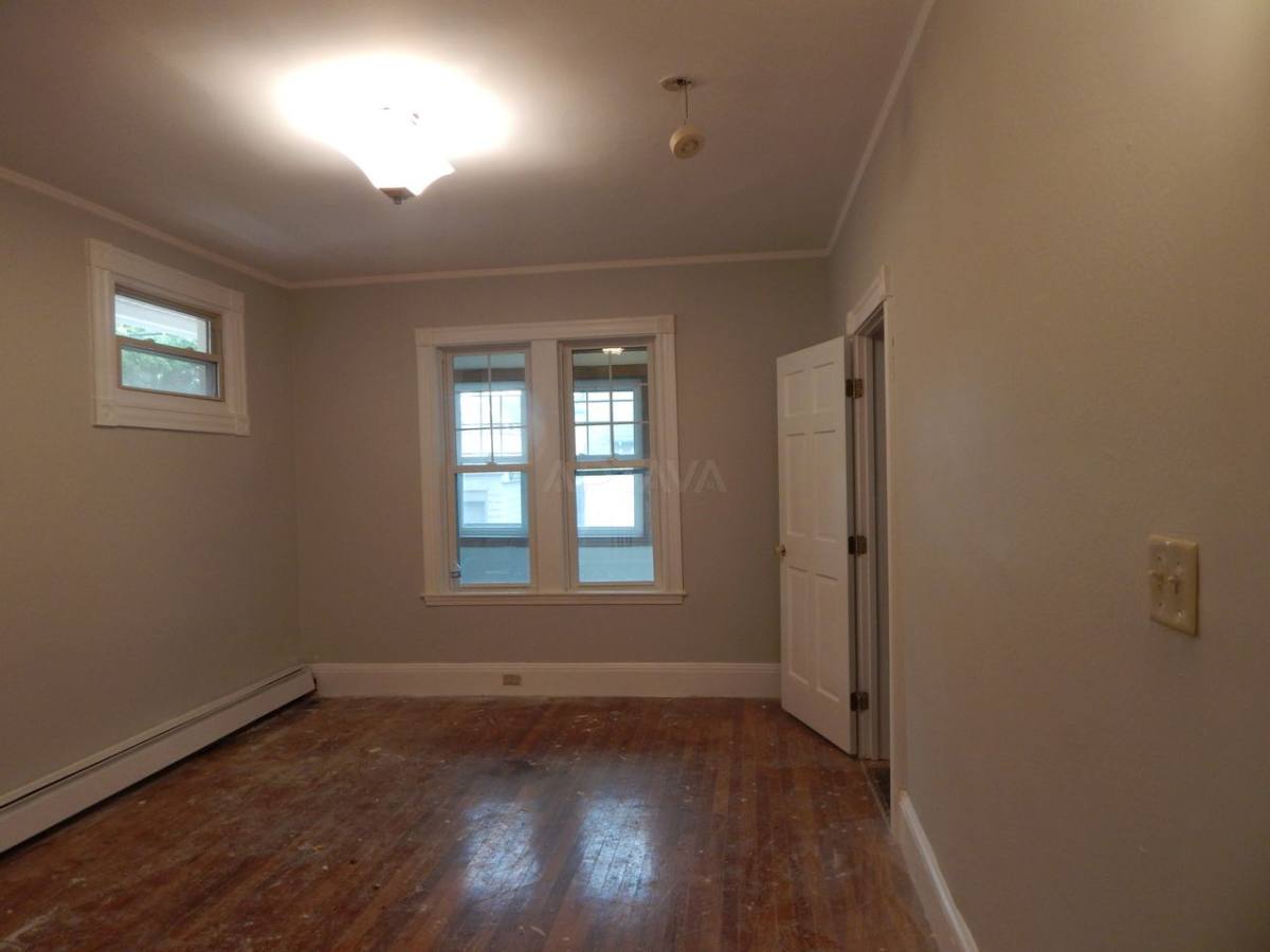 Apartment for rent at 22 Fremont St #1R, Somerville, MA 02145