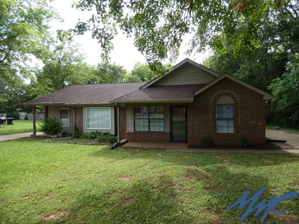 Apartment for rent at 2546 Oak Hill Dr, Murfreesboro, TN 37130