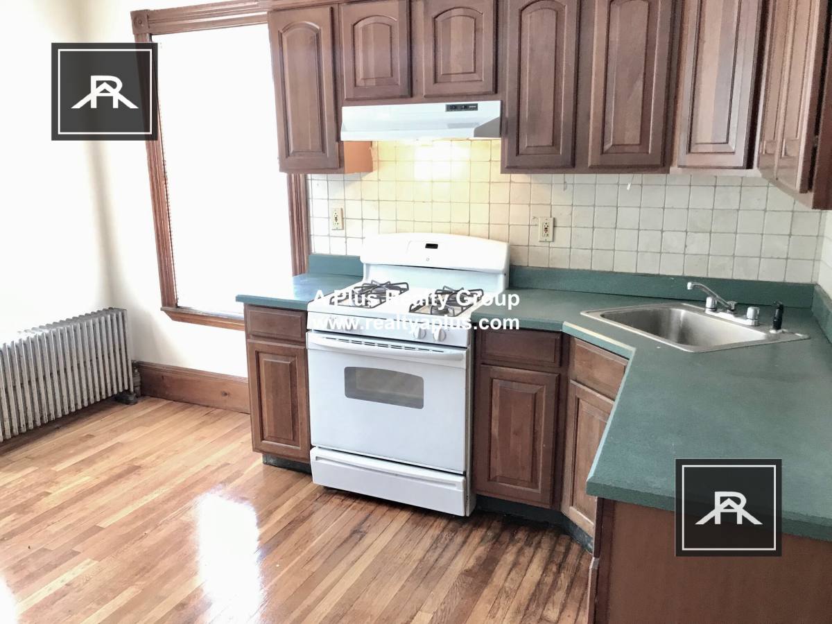 Apartment for rent at 338 Centre St #2, Jamaica Plain, MA 02130