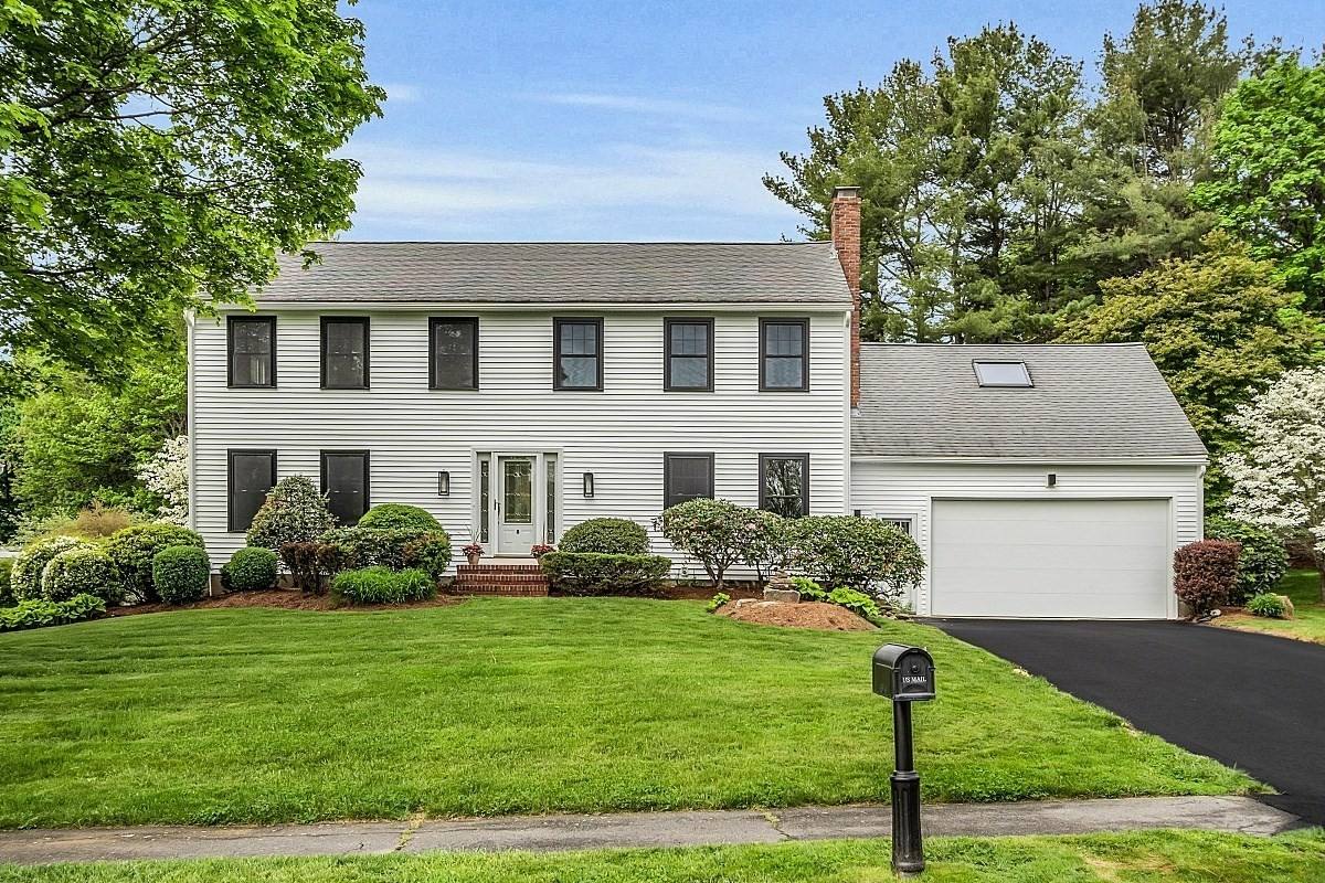 Apartment for rent at 8 Lantern Lane, Shrewsbury, MA 01545