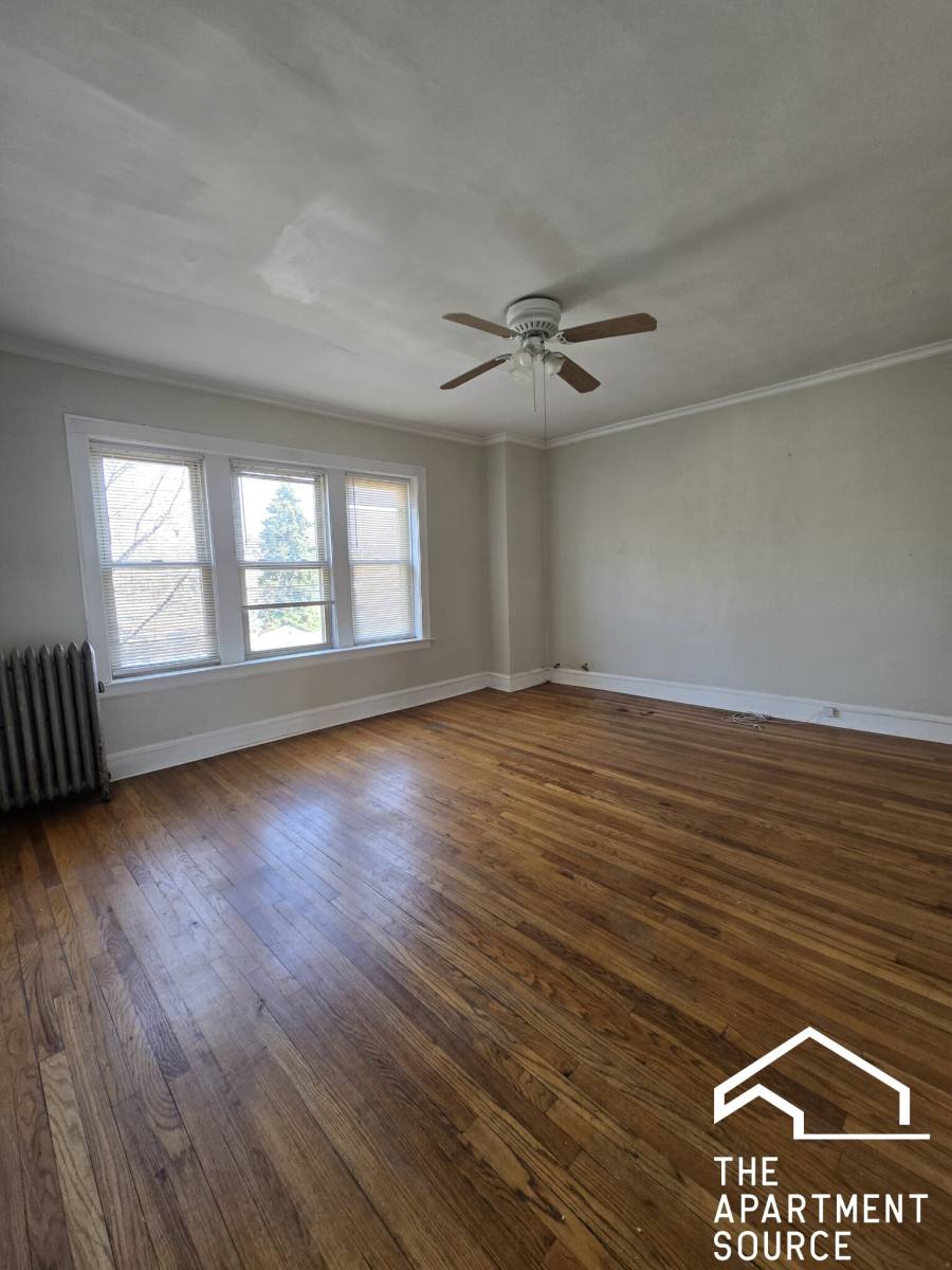 Apartment for rent at 2849 W Berteau Ave #1, Chicago, IL 60618