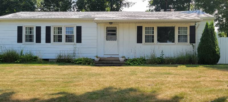 House for rent at 107 Harbor Parkway, Clinton, CT 06413