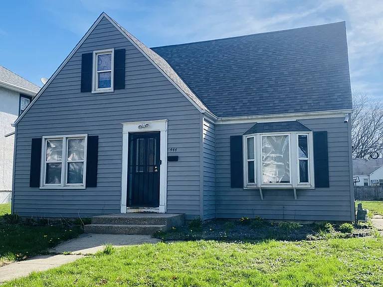 House for rent at 444 S Lincoln Ave, Kankakee, IL 60901