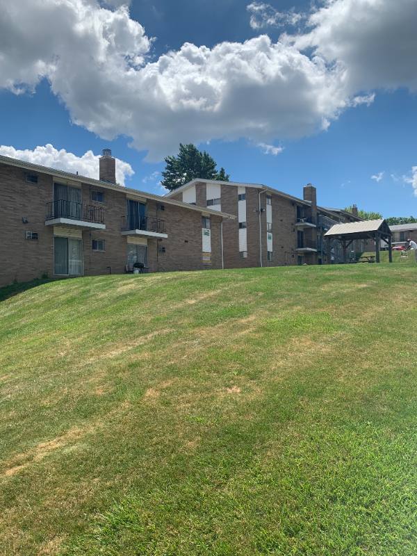 Apartment for rent at 20 - 60 S Linden Rd #102, Mansfield, OH 44903