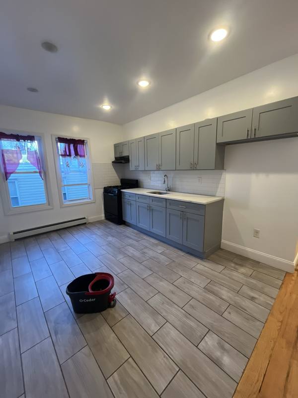 Apartment for rent at 35 William St #4, Orange, NJ 07050