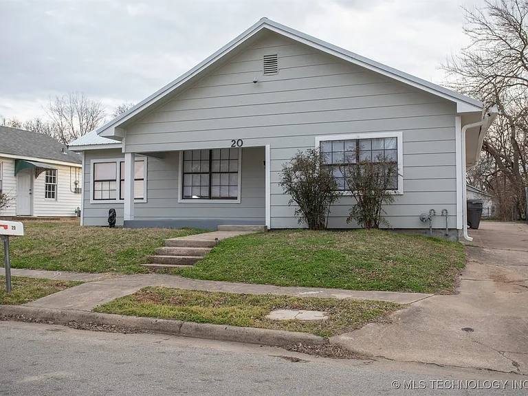 House for rent at 20 8th Ave NW, Ardmore, OK 73401
