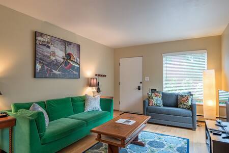 Apartment for rent at 2233-2243 NW Flanders St #2, Portland, OR 97210